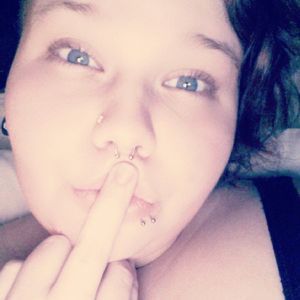 Meet your Posher, Eva