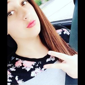 Meet your Posher, Emma