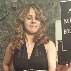 Meet your Posher, Maira