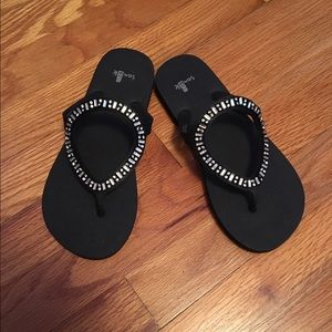 Sanuk Sandals Brand New