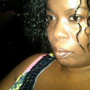 Meet your Posher, Mae