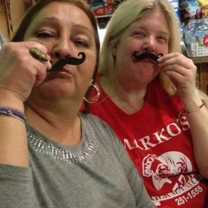 Meet your Posher, Rona