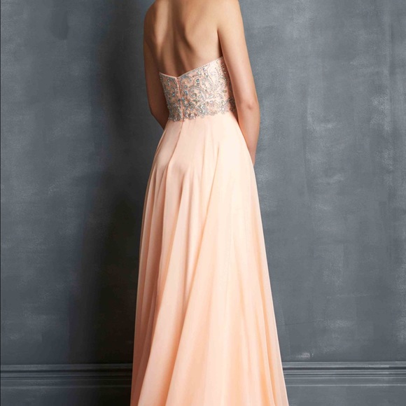 Night Moves Prom Dress #7095 - Picture 2 of 4