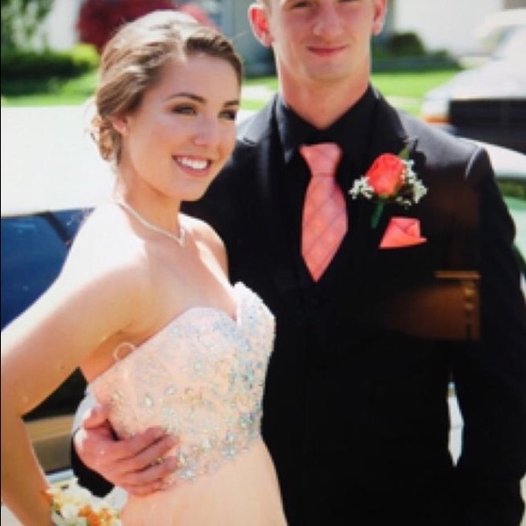 Night Moves Prom Dress #7095 - Picture 4 of 4