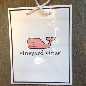 Vineyard vines bag