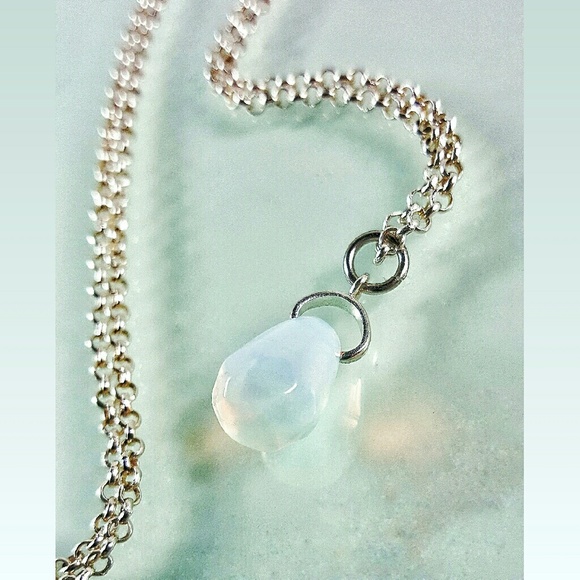 Opal Quartz Crystal Teardrop Pendant Necklace