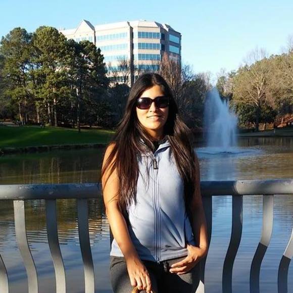 Meet your Posher, Angélica - Picture 1 of 1