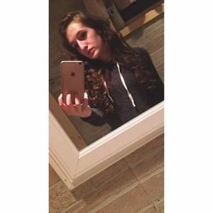 Meet your Posher, Brianna