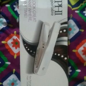 Phi portable mini flat iron