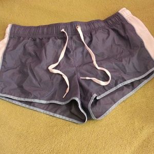 VS running shorts, Size M