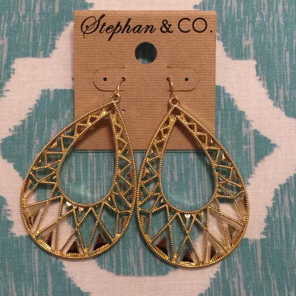 Gold earrings