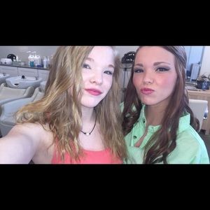 Meet your Posher, Emma