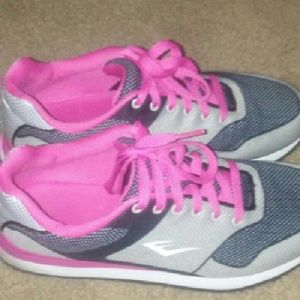 Athletec womens sneakerssize 8/12