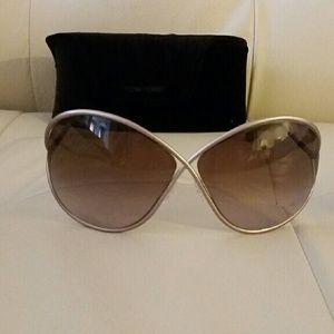 NEW Tom Ford Lilliana sunglasses
