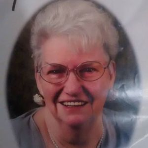 Meet your Posher, Leona