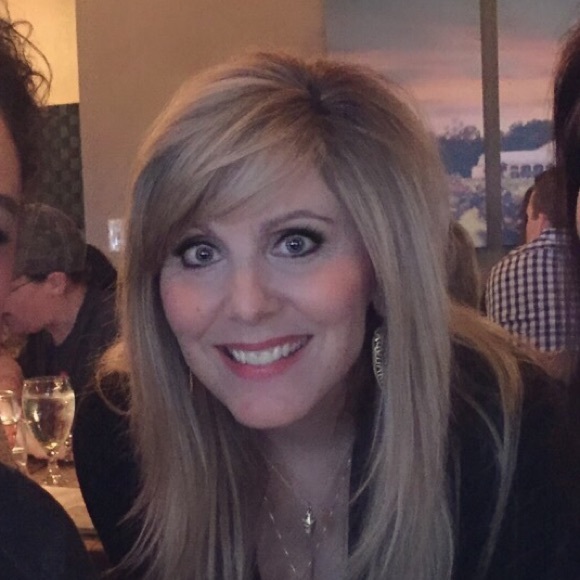 Meet your Posher, Cindy
