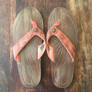 NWOT Keen "Florence" flip flops