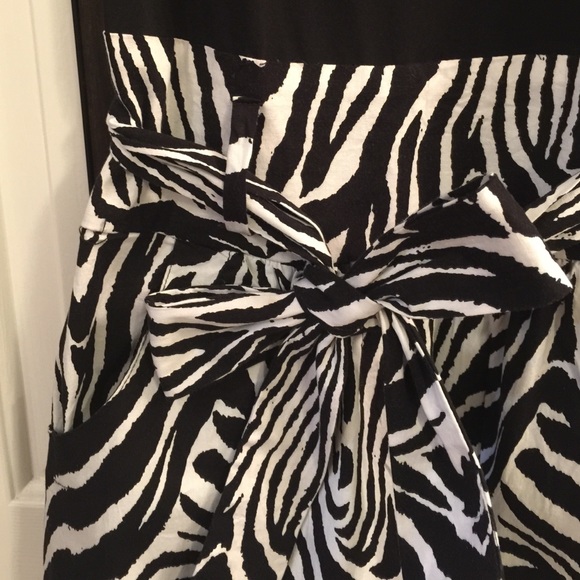 Black zebra print dress - Picture 2 of 3