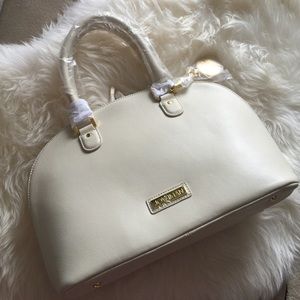 Brand new GENUINE LEATHER off white Purse JOY/IMAN