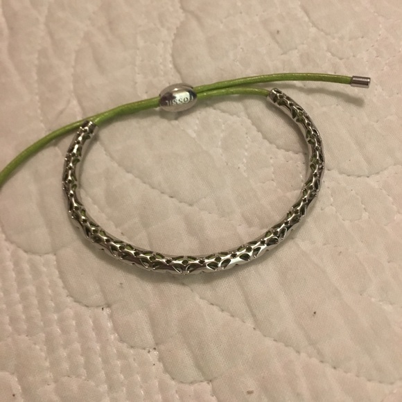 Fossil bracelet 💕SALE 💕 - Picture 3 of 3