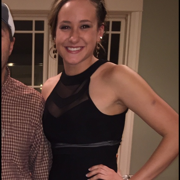 A black short formal dress - Picture 2 of 2