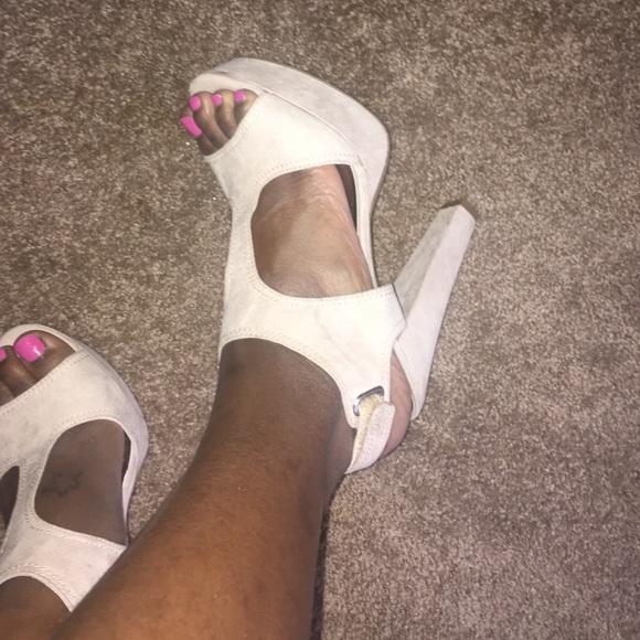 Just fab heels blush pink