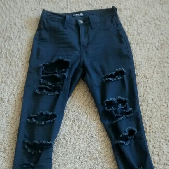 SOLD DEPOP- Fashion Nova Slash and Burn Jeans - Picture 3 of 4