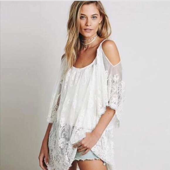 1 hr sale ‼️Lace swimsuit coverup or flowy top✨ - Picture 2 of 4