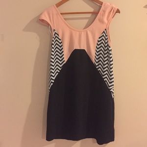 Printed shift dress