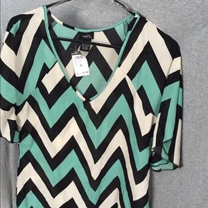 Rue 21 chevron print blouse