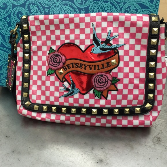 Betsey Johnson Laptop bag💗