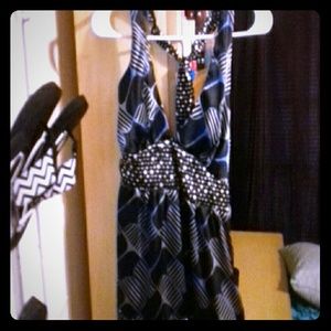 Tie around the neck tank