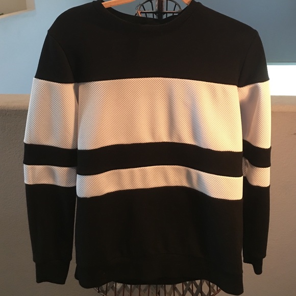 Black and White Jersey Sweater