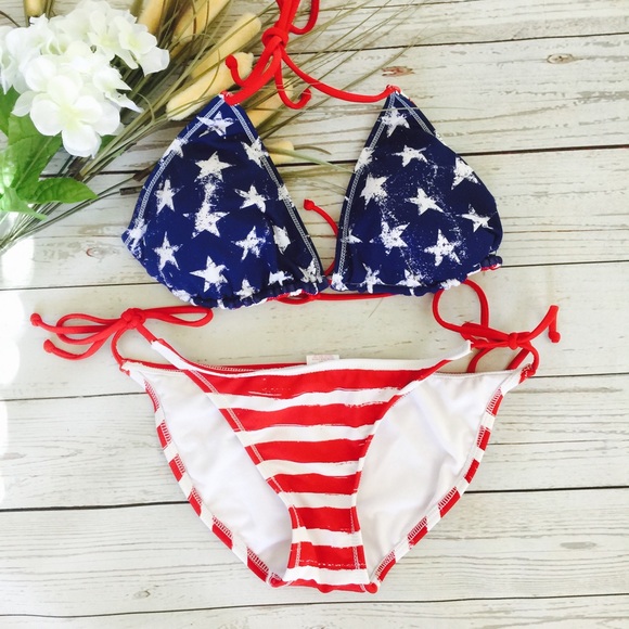 Reversible top bathing suit