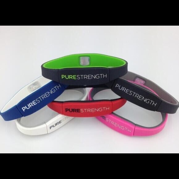 Power balance energy bracelet
