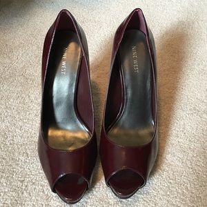 Nine West Merlot patent open toed heels- size 9.5