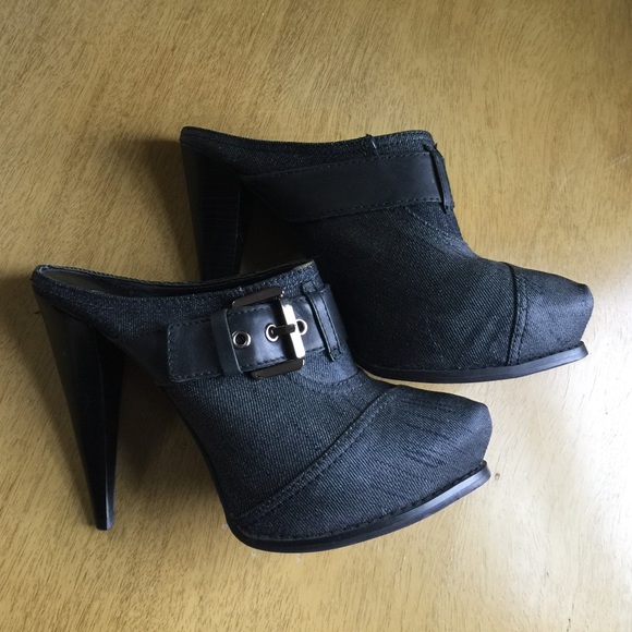 GUESS Waxed denim buckle booties "Joolu"