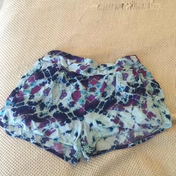 BM inspired Tie dye shorts blue purple Loose 😍