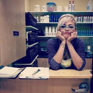 Meet your Posher, Desiree