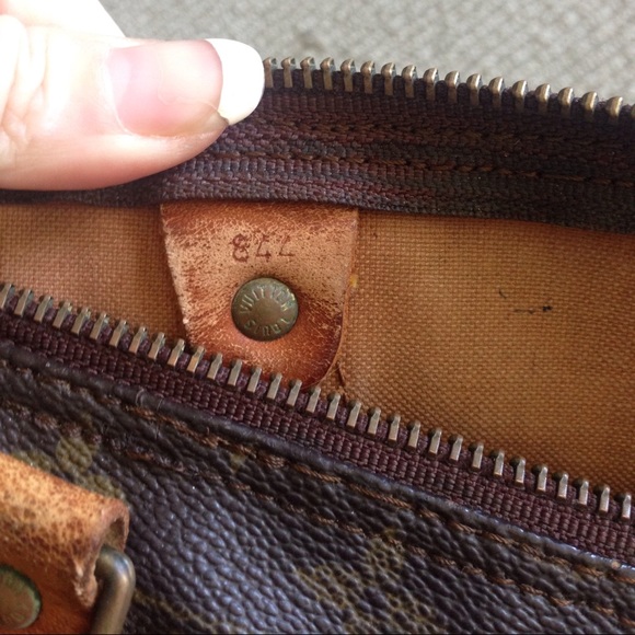 SOLD Louis Vuitton speedy 35 authentic bag - Picture 3 of 4