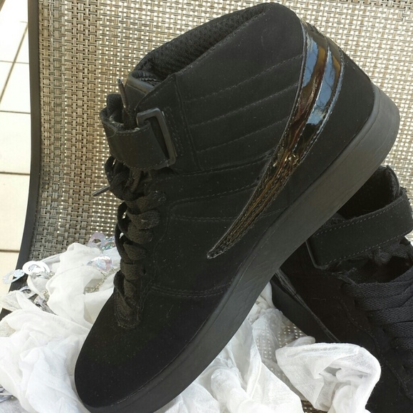 Athletic black shoes, Fila - Picture 2 of 4