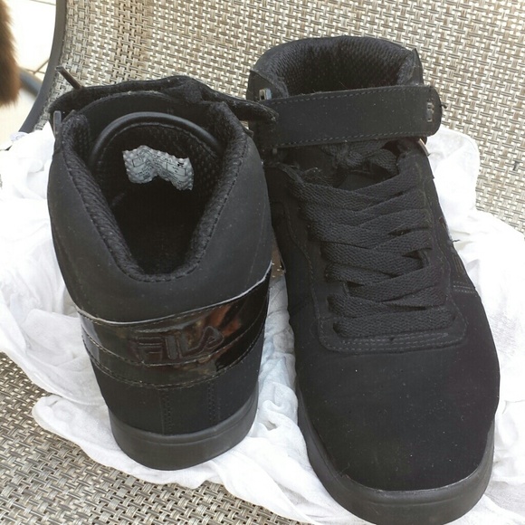 Athletic black shoes, Fila - Picture 4 of 4