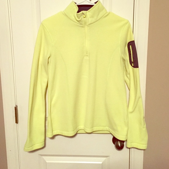 Fleece pullover