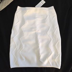 BEBE SKIRT