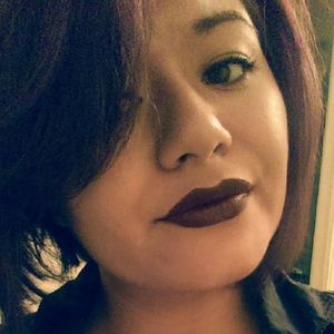 Meet your Posher, Leandra