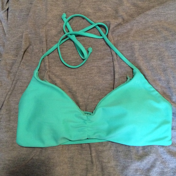 Body glove bikini top