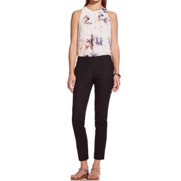 🍾FINAL🍾Sleeveless  Floral Blouse - Picture 3 of 3