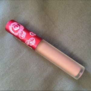 Lime Crime Velvetine Cashmere