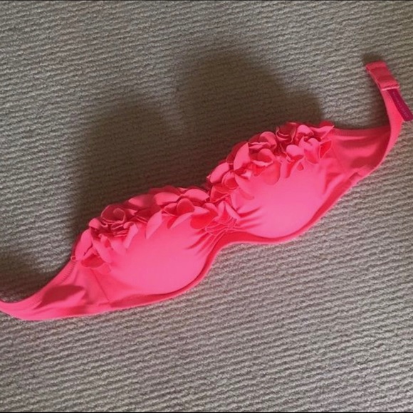 Victoria's Secret Floral Swim Top 34B