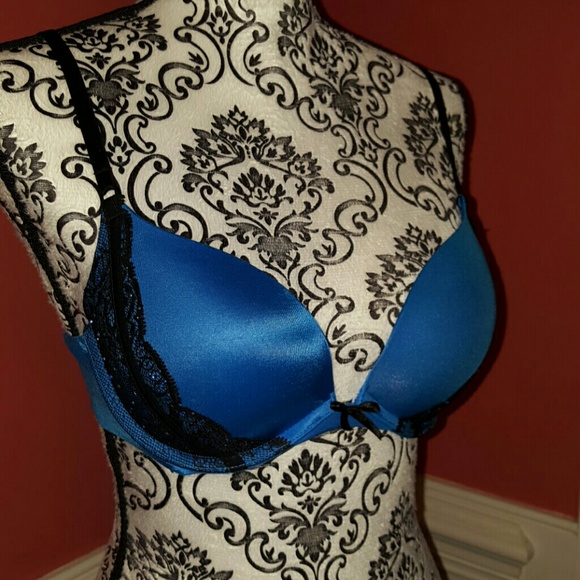 Victoria's Secret Other - Victoria's Secret Very Sexy Bra Push-Up size 36B